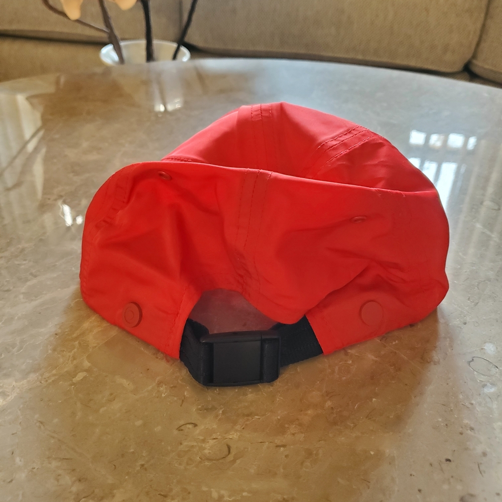 Hunter Red Cap - Picture 2 of 4